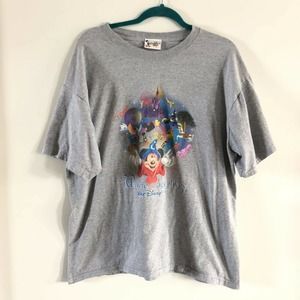 Disney Shirt Where Magic Lives 2000s Mickey XL